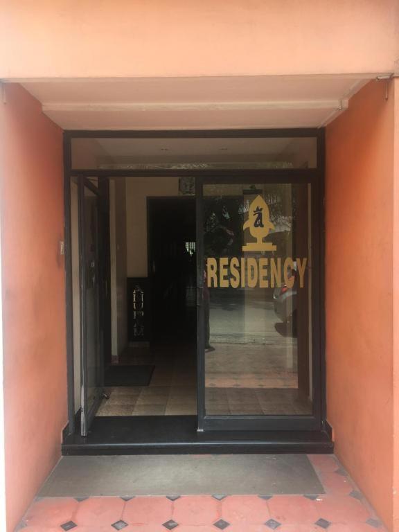 מלון Kochi Anupam Residency מראה חיצוני תמונה